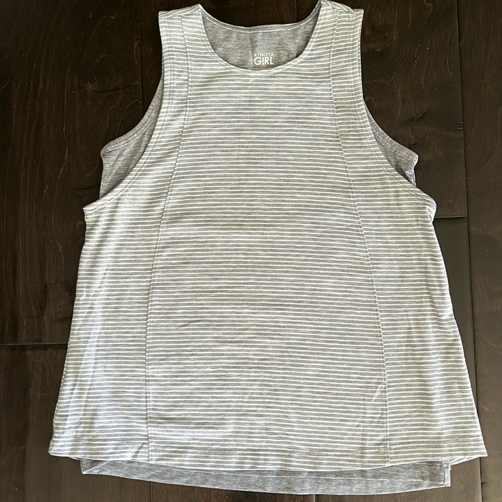 ATHLETA GIRL - double tank top girls size medium 8-10
Color gray and white
